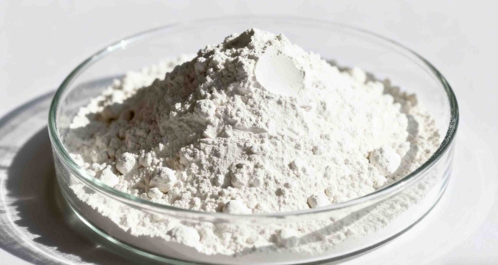Organophilic bentonite for oil-based drilling